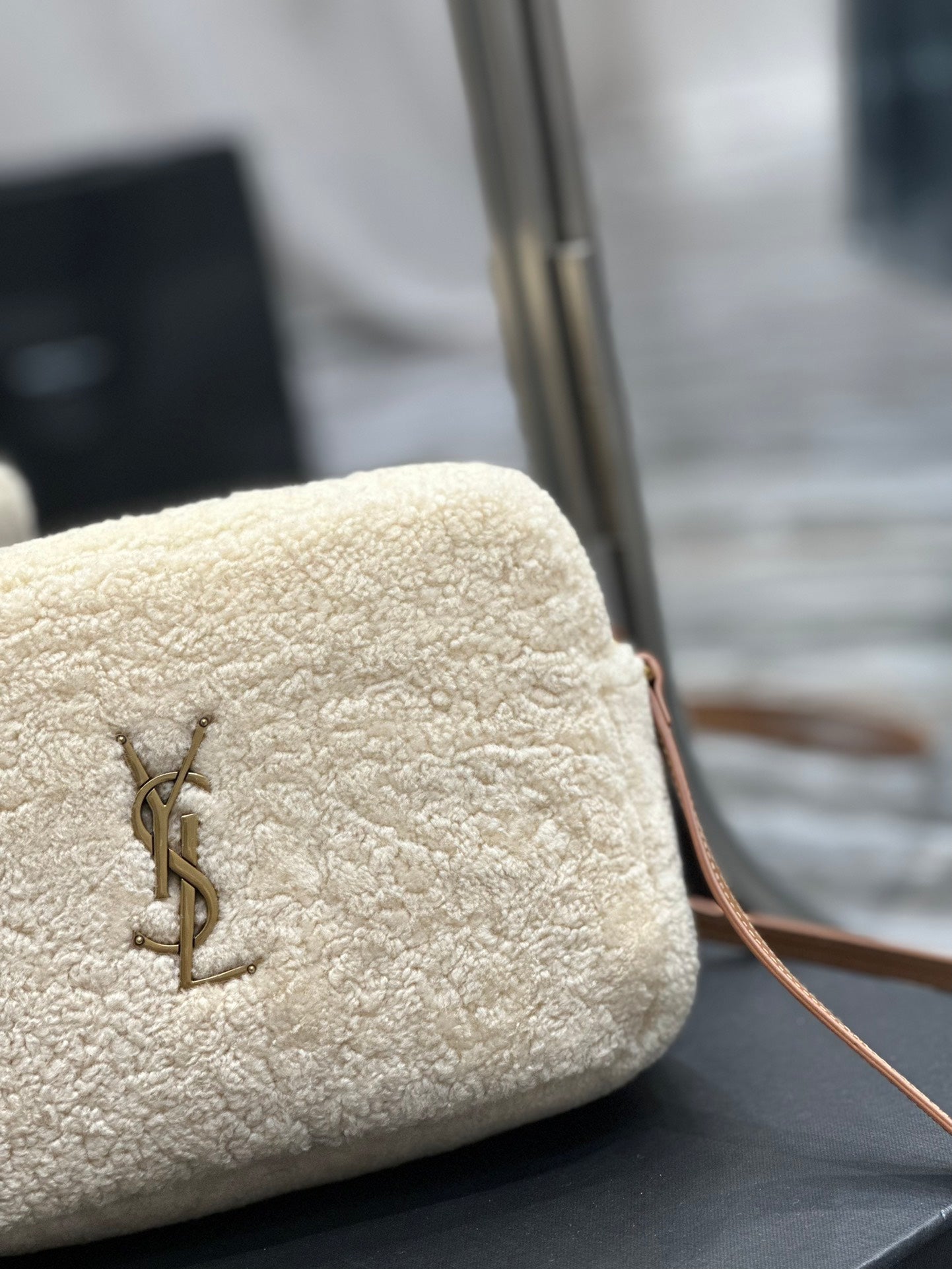 Ysl Loulou Camera Bag 23cm 08