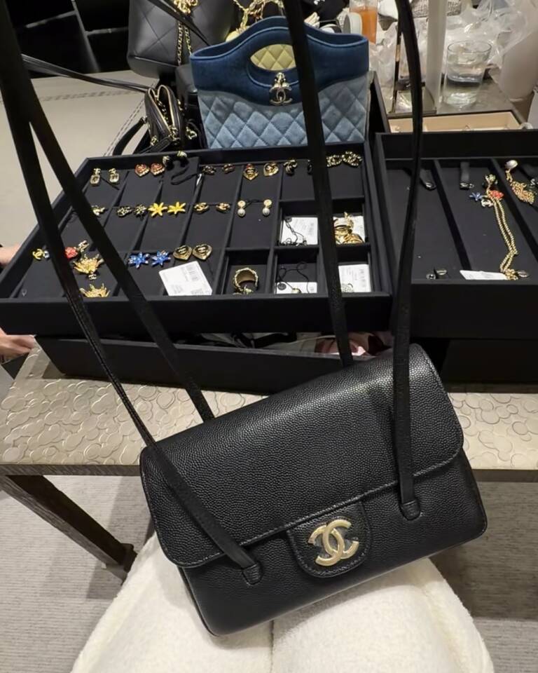 Chanel 26S Preppy Coco Mini Caviar Leather Gold CC Logo Shoulder Bag