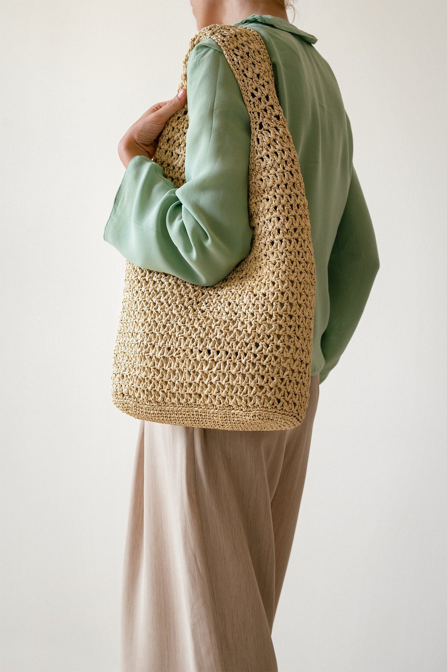 Crochet Raffia Tote in Natural, Summer Tote Bag, Straw Mesh Bag, Lightweight Tote, Crochet Shoulder Bag, One Handle Bag — The Daphne Tote